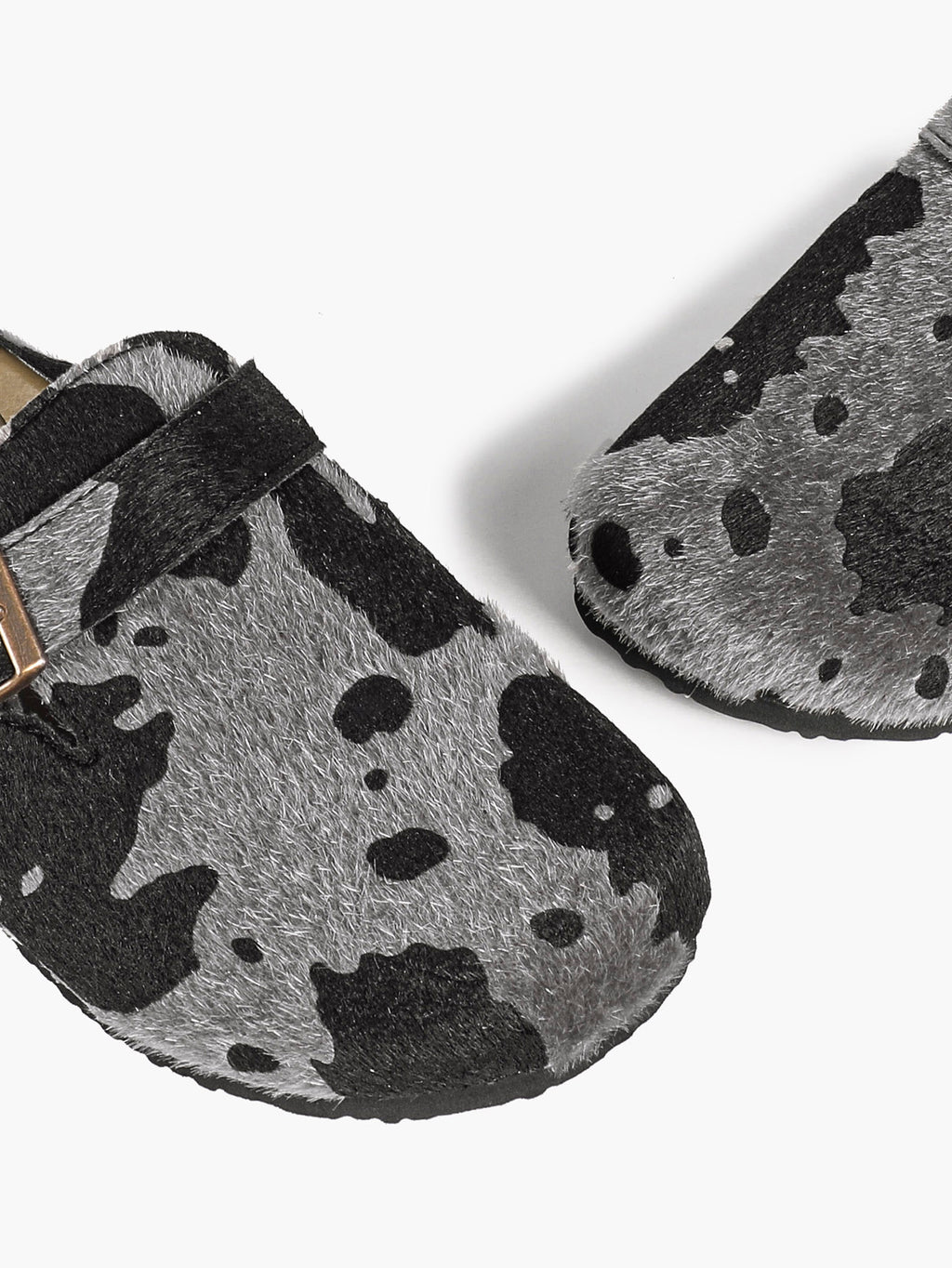 Women's Fuzzy Felt Clogs Adjustable Buckle Slip-On Mules Flat Shoes for Indoor, Outdoor Casual Wear