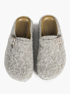 Women's Fuzzy Felt Clogs Adjustable Buckle Slip-On Mules Flat Shoes for Indoor, Outdoor Casual Wear