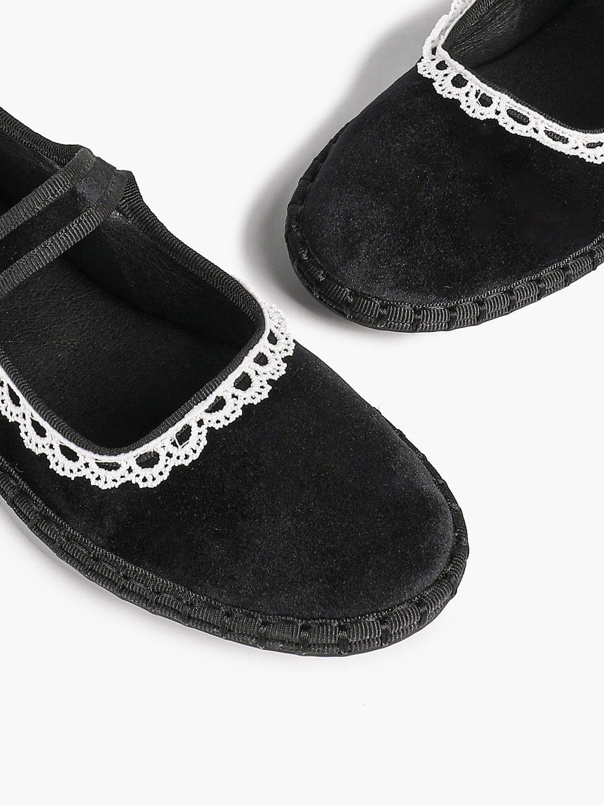 Black Velvet Mary White Lace Trim Jane Flats Pointed Toe Vintage Ballerinas Slip-On Shoes ISHIFIVAN