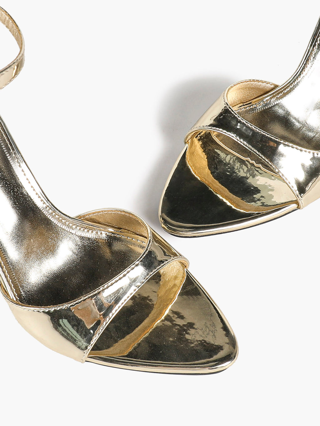 Stable Gold Glam: 3.74" Patent Sandals with a Comfortable Wide Strap & Anti-Slip Sole