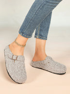Women's Fuzzy Felt Clogs Adjustable Buckle Slip-On Mules Flat Shoes for Indoor, Outdoor Casual Wear