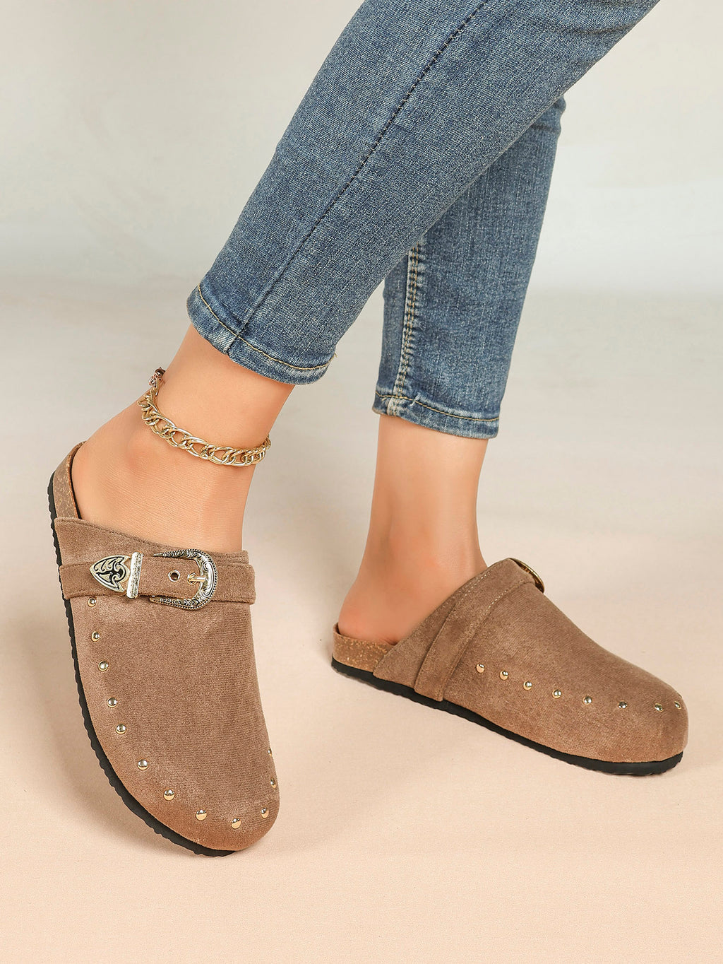 Women's Western Studded Suede Clogs Adjustable Ornate Buckle Slip-On Mules Casual Streetwear Shoes