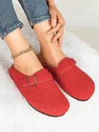 Women's Fuzzy Felt Clogs Adjustable Buckle Slip-On Mules Flat Shoes for Indoor, Outdoor Casual Wear