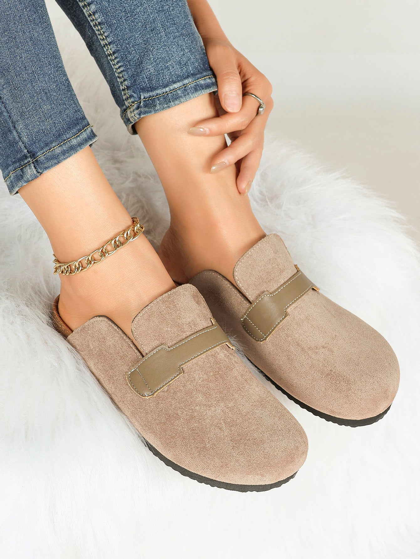 Women's Suede Slip-On Clogs Leather Strap Flat Mules Casual Shoes for Daily Travel