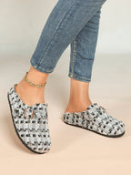 Women's Fuzzy Felt Clogs Adjustable Buckle Slip-On Mules Flat Shoes for Indoor, Outdoor Casual Wear