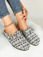 Women's Fuzzy Felt Clogs Adjustable Buckle Slip-On Mules Flat Shoes for Indoor, Outdoor Casual Wear