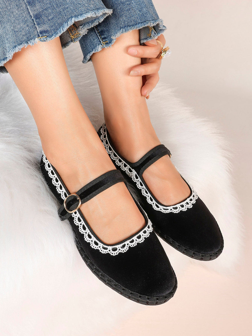 Black Velvet Mary White Lace Trim Jane Flats Pointed Toe Vintage Ballerinas Slip-On Shoes ISHIFIVAN