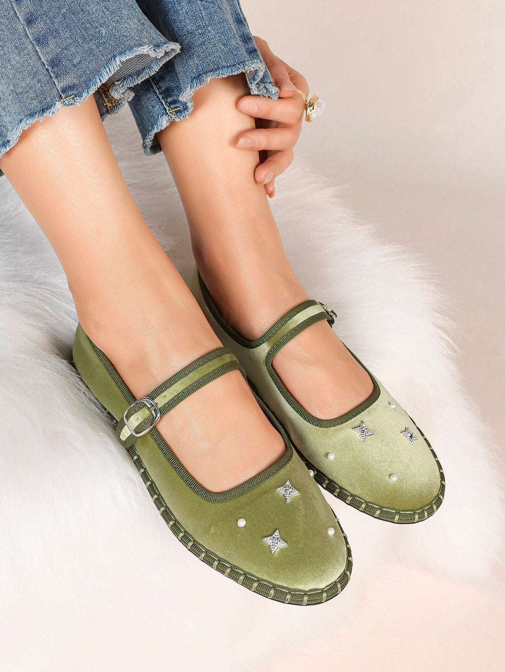 Olive Green Velvet Retro Chinese Style Mary Jane Flats with Star Rhinestone Pearl ISHIFIVAN