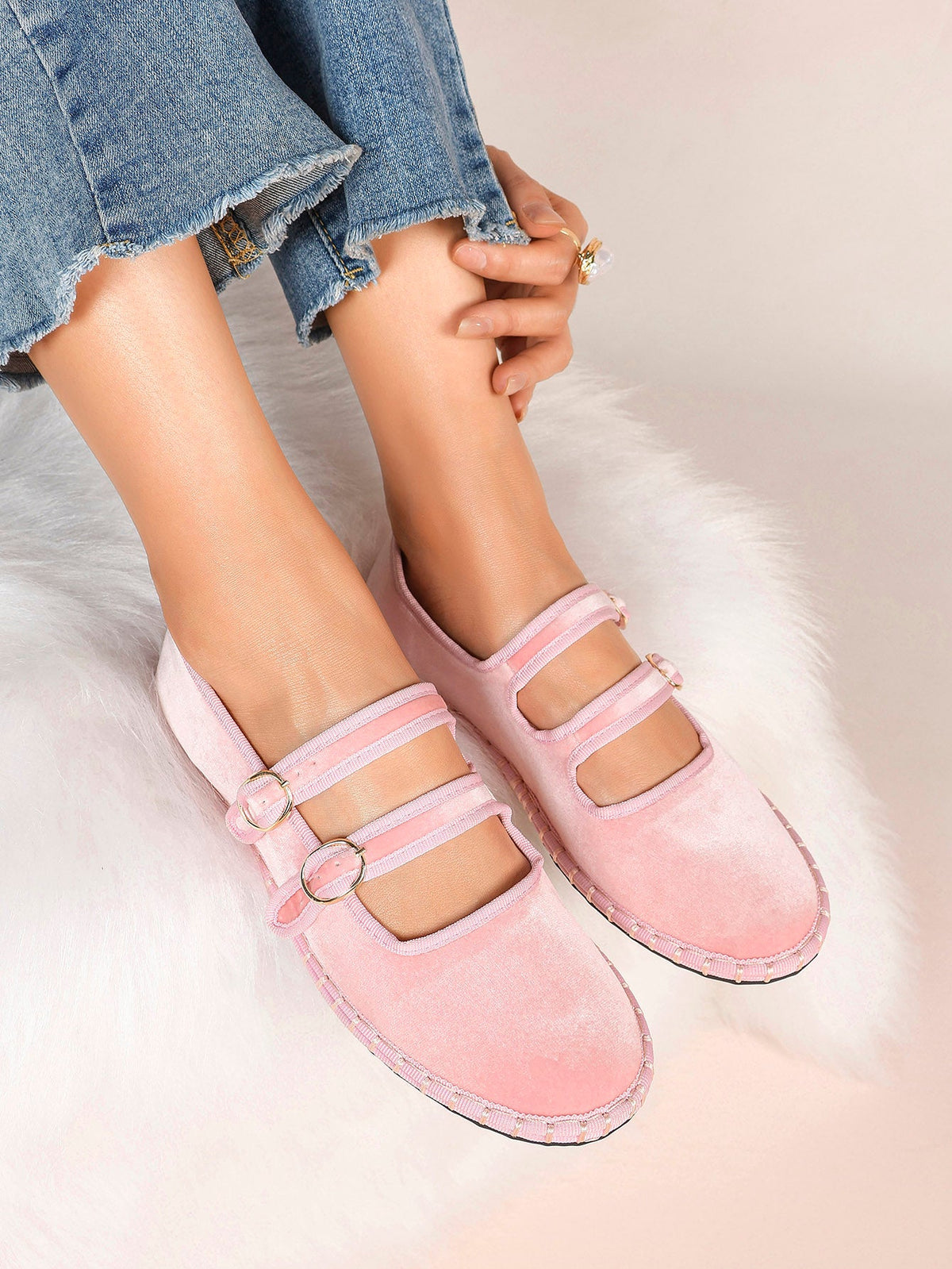 Women's Black Velvet Double-Strap Mary Jane Flats Pointed Toe Slip On Shoes Casual Shoes ISHIFIVAN