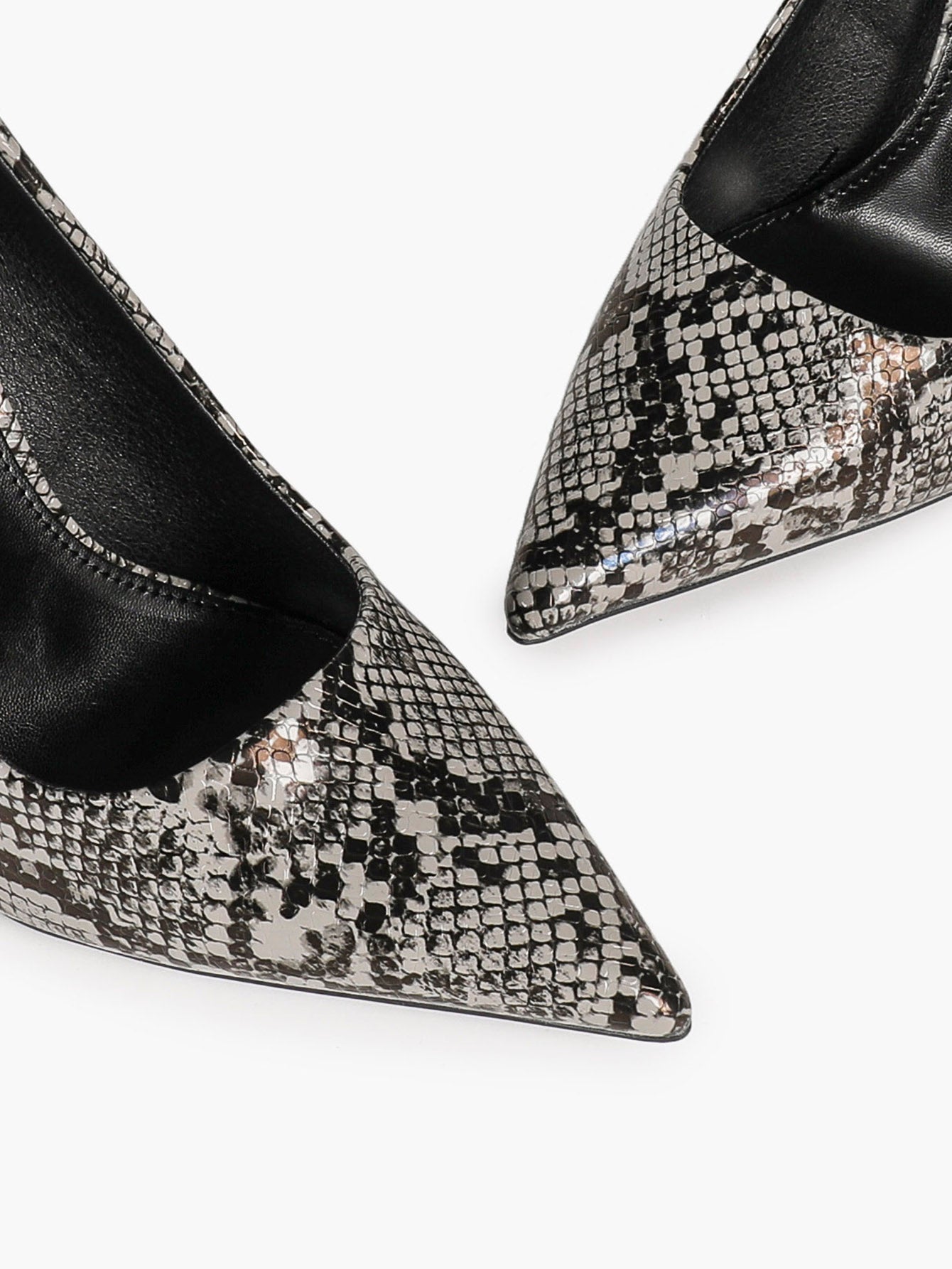 Sculpted Snake-Print Stilettos - Slimming V-Cut Pumps with a 4.13" Leg-Lengthening Heel