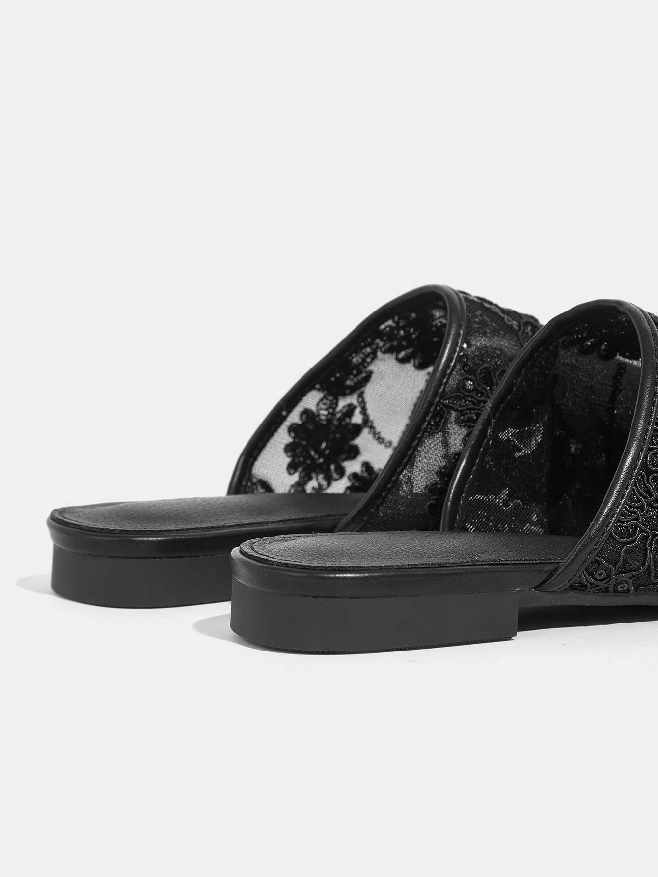 elegant black lace pointed toe mules โ effortless chic for every occasion elegant black lace pointed toe mules โ effortless chic for every occasion