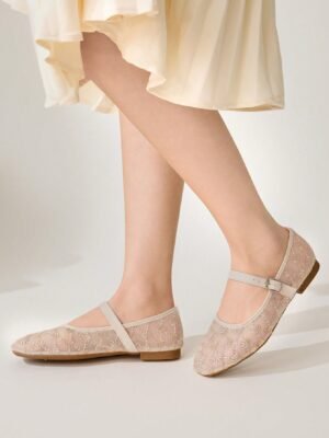 vintage floral embroidered mary jane shoes – light pink/beige